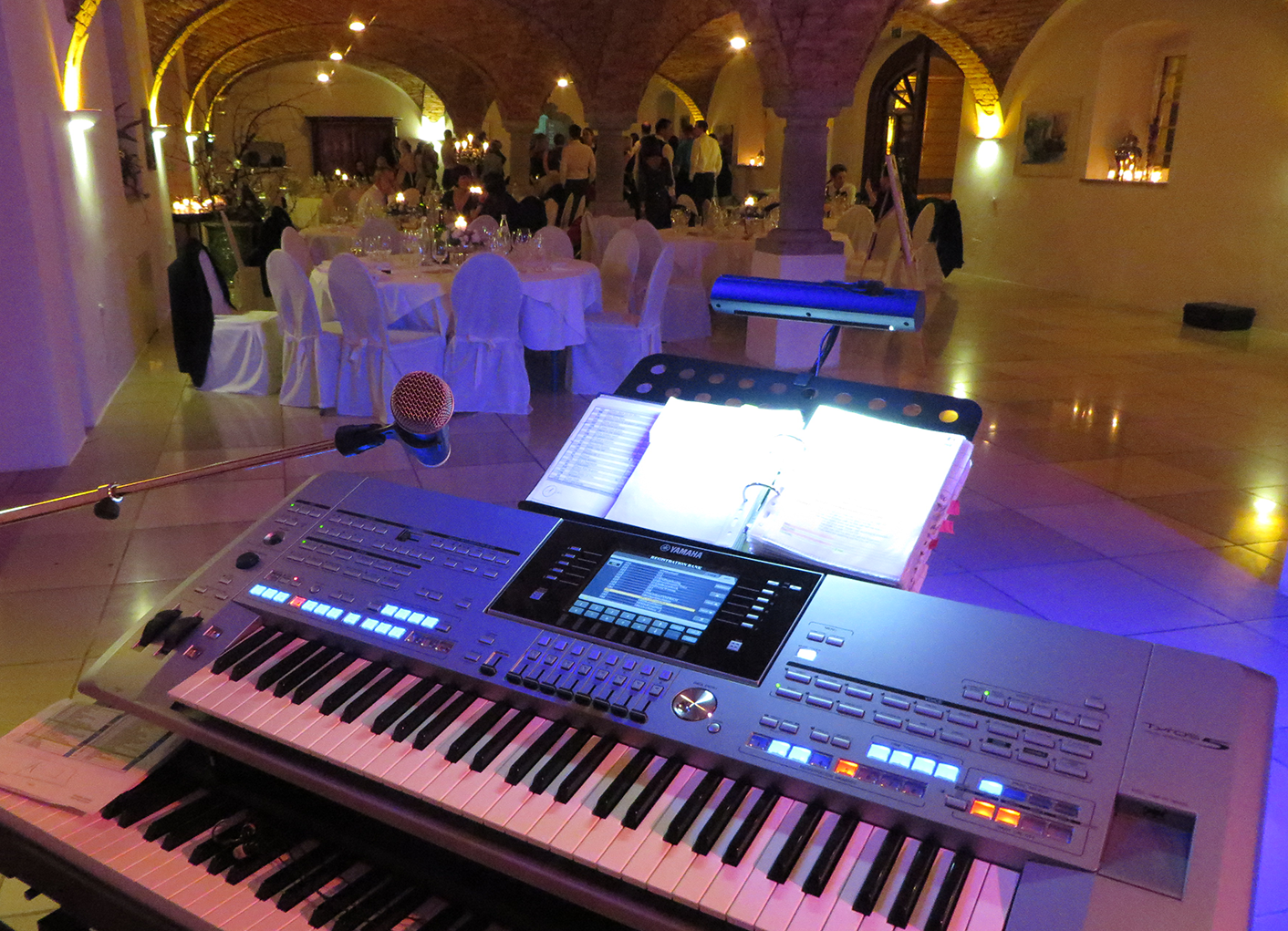 Hochzeit Keyboards blau